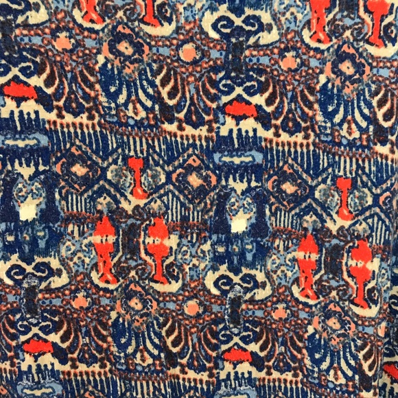 Dept 222 High Low Top - Picture 2 of 6